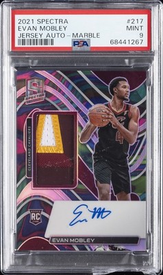 2021 PANINI SPECTRA JERSEY AUTO-MARBLE #217 EVAN MOBLEY 4/5 PSA 9