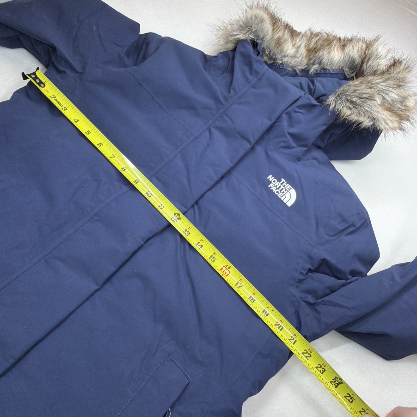 The North Face Women's Arctic Parka Navy 600 Down Fur Hood NWT Large $350 MSRP thumbnail 17