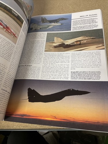 World Air Power Journal, Vol. 36, Spring 1999 Book Free Post - Imagen 9 de 10