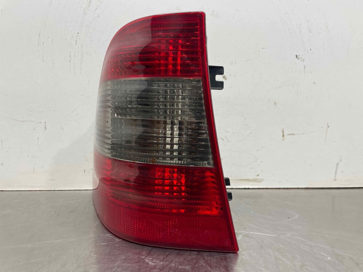 2005 Mercedes ML350 OEM Left Hand Drivers Side Rear Tail 2005 Mercedes ML350 OEM Left Hand Drivers Side Rear Tail