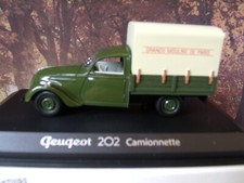 1/43  Norev   Peugeot 202 camionnette bachee 1947