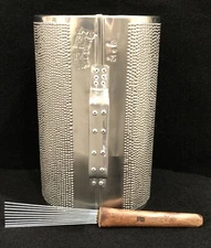 GUIRA PROFESIONAL DOMINICANA🇩🇴24”X 12”  CON SU GANCHO INCLUIDO