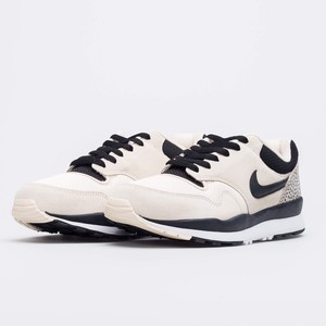 nike air safari cream