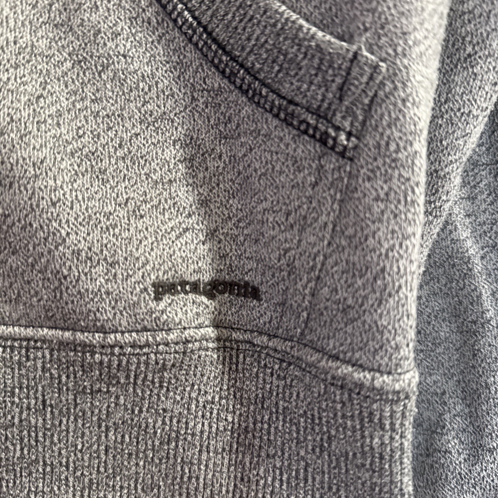 Women’s Patagonia cloud stack gray pullover hoodi… - image 2