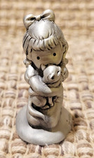 1980 Hallmark Little Gallery Joan Walsh Anglund Girl Holding Cat Pewter Figurine