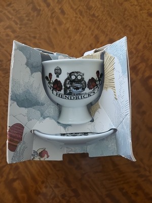 Henricks Gin Cup and Saucer Oscar Wilde Dreamer Quote Never Used