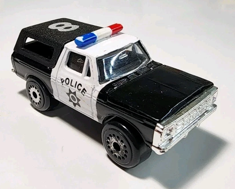 Zylmex Contemporary Manufacture Diecast Police Vehicles for sale