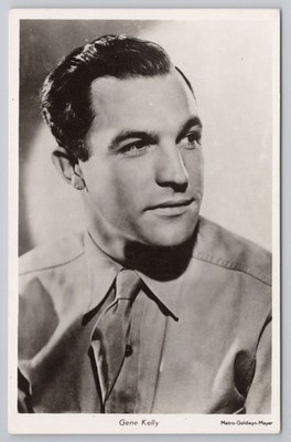 Gene Kelly Echt Foto Postkarte MGM Star 1940er Real Photographs Co Ltd