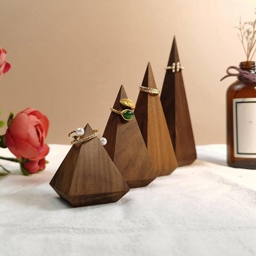 Stylish Ring Presentation Stand Set Portable Walnut Rack for Multiple Rings - Picture 6 of 8