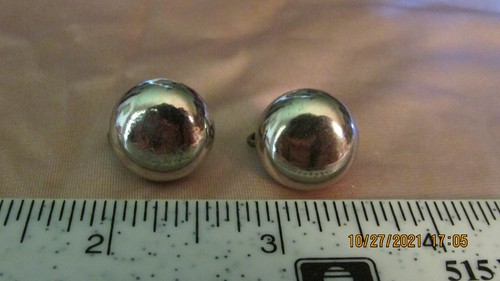 Estate Lot of 15 Pair Vintage Screw-on Back Earrings, Eclectic Variety - Picture 7 of 16