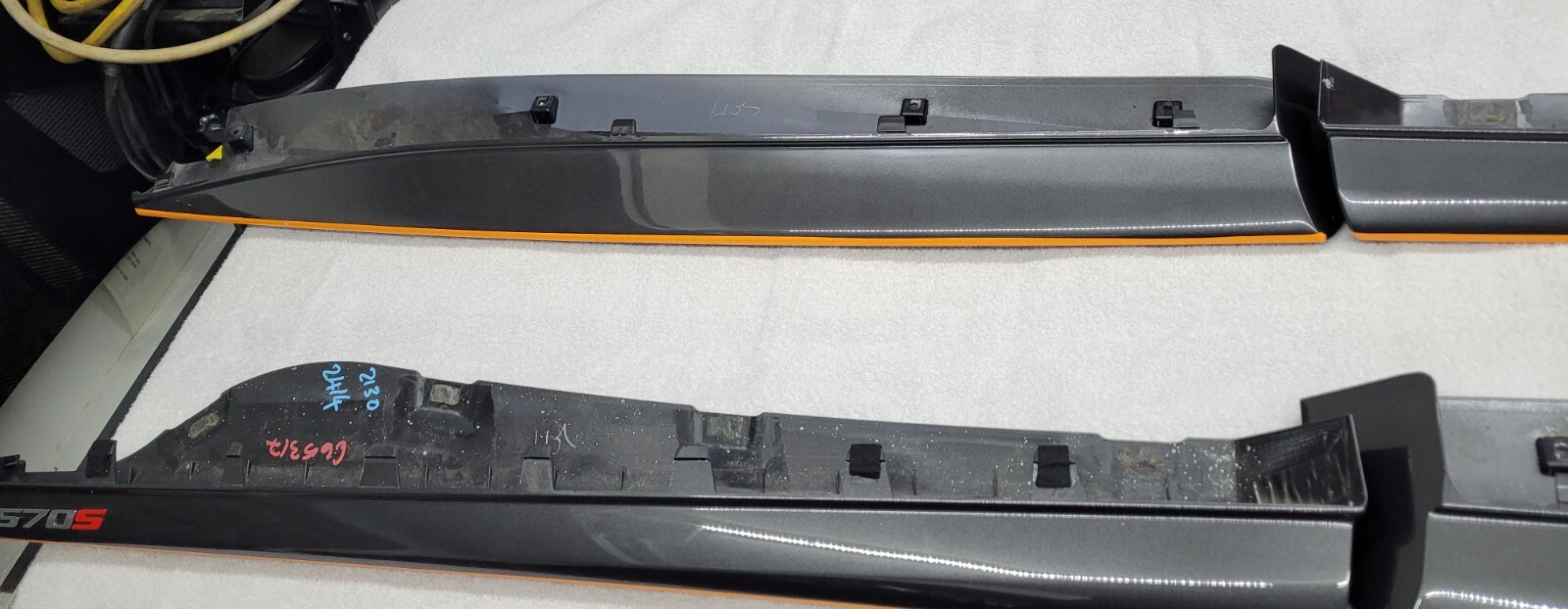 McLaren 570S Passenger Sill Rocker Panel Cover SET Gray Orange 13A5792CP