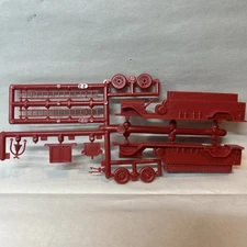 HO Scale Fire Truck Engine  Plastic Model Kit Red 1/87 B by Vintage