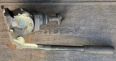 Vinten Vision Blue Pan and Tilt Fluid Video Head and Bar
