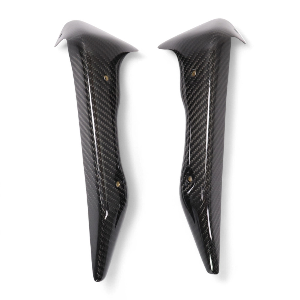Caches radiateur carbone MV Agusta Brutale pour personnaliser et protéger le moteur