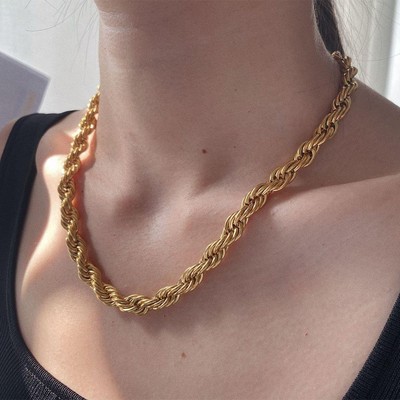 Shiny Finish Gold Color Jewelry Set Enhance Your Ensemble Customizable Fit