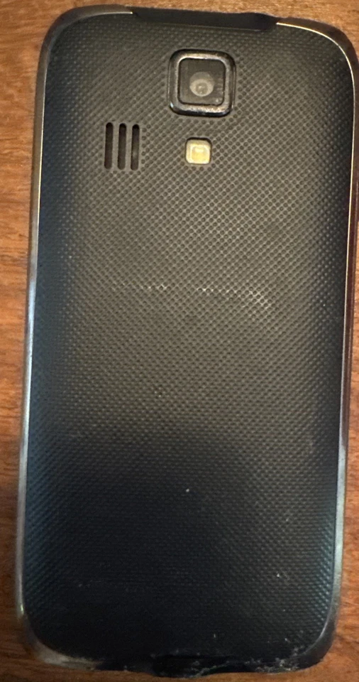 Kyocera Hydro Life C6730N (Metro) Tested Good Use Edge Scratches - Image 3 of 4