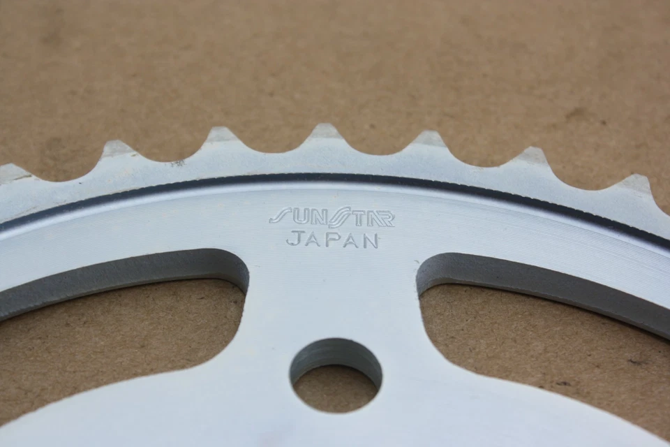 PIÑÓN TRASERO SUNSTAR 45T 530 HONDA CBR600 F2 F3 CB919 VTR1000F CBR1100XX Foto 3 de 4