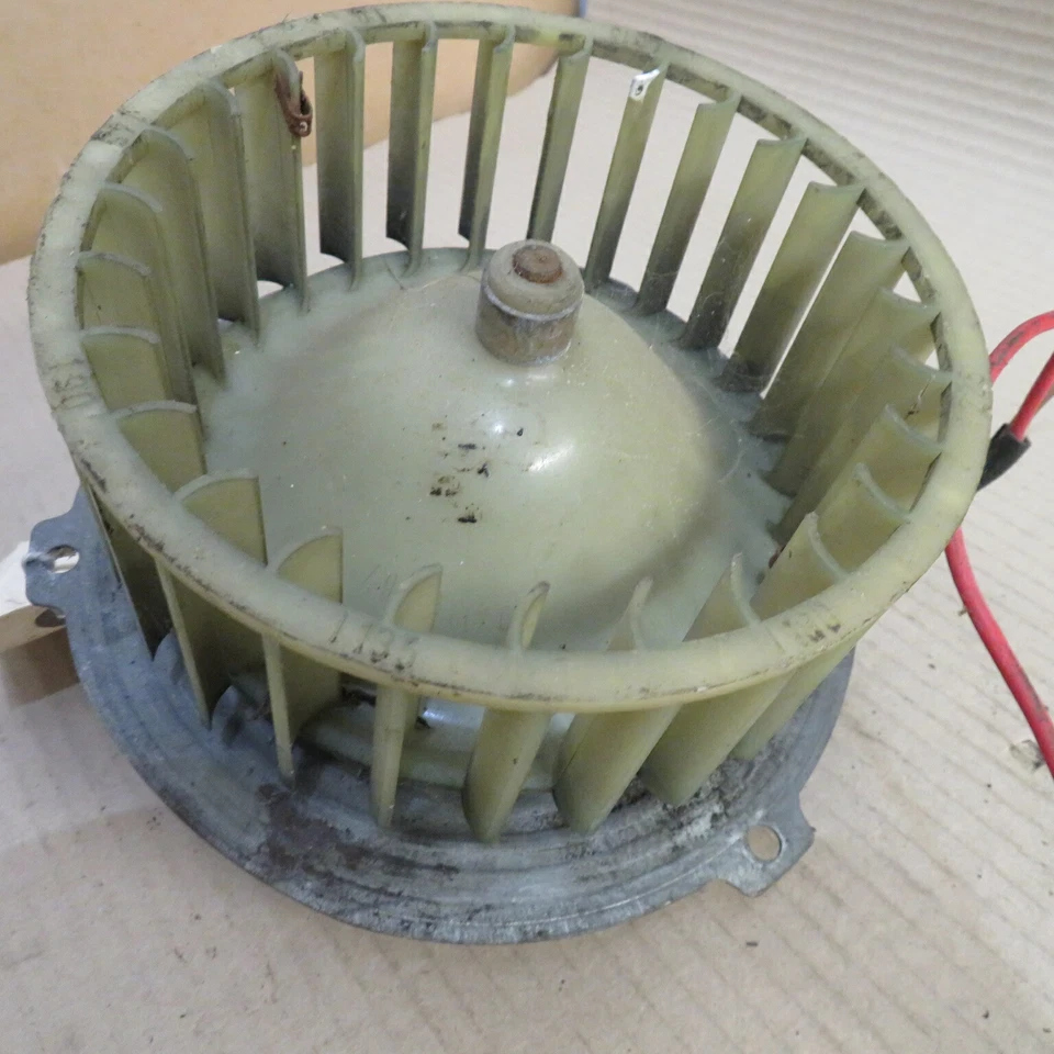 Ventilador aquecedor motor soprador ASTON MARTIN LAGONDA 89-25793 - Imagem 2 de 4