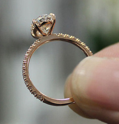 1.80 Ct Oval Brilliant Cut Diamond Engagement Ring J, VS2 GIA 18k