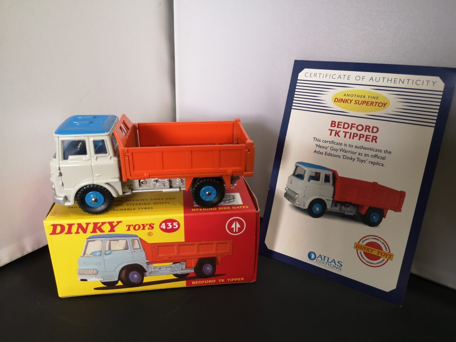 Dinky 435, Bedford TK Tipper - Free Price Guide & Review