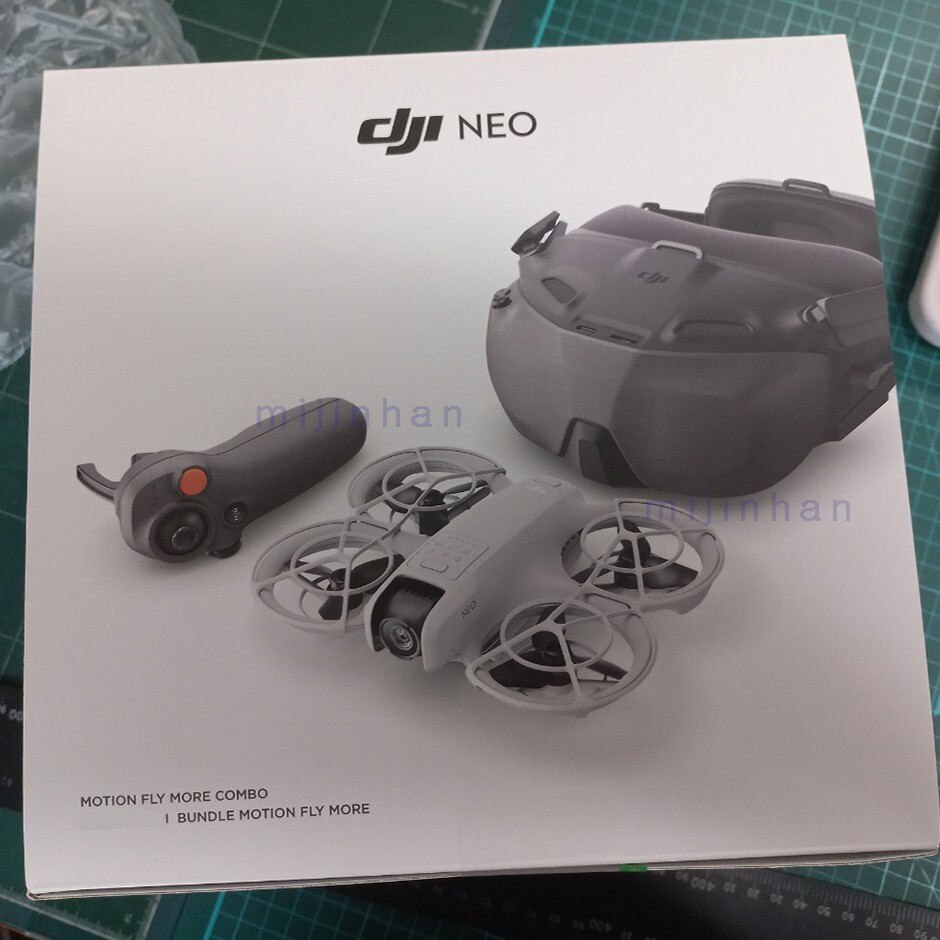 DJI Neo Motion Fly More Combo Camera Drone (3 Battery) + Goggles