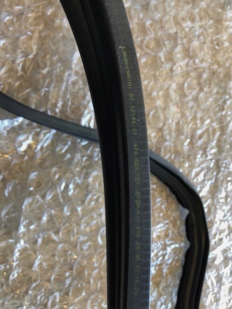 oem lamborghini aventador trunk luggage compartment seal gasket 470823727