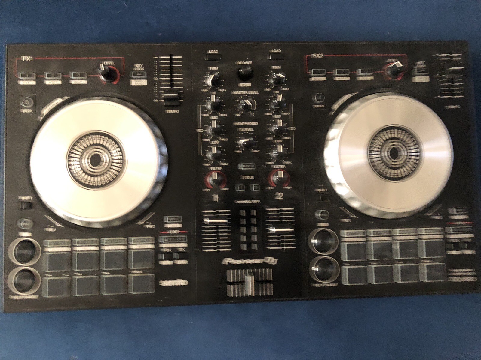Pioneer DJ DDJSB3 DJ Controller Serato DJ Lite Compatible Controller