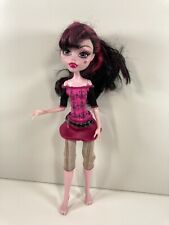 Y0396 - Draculaura Monster High - Scaris Coleção City Of Frights - Fantasy  Play Brinquedos Tudo em Playground 