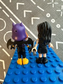 LEGO BATGIRL BATJET CHASE MINIFIGURE W/ WINGS MINI DOLL BATMAN 41230 SHG001