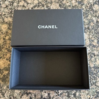 CHANEL Black Rectangle Cardboard Gift Box with Lid, Solid Plain, 1pc