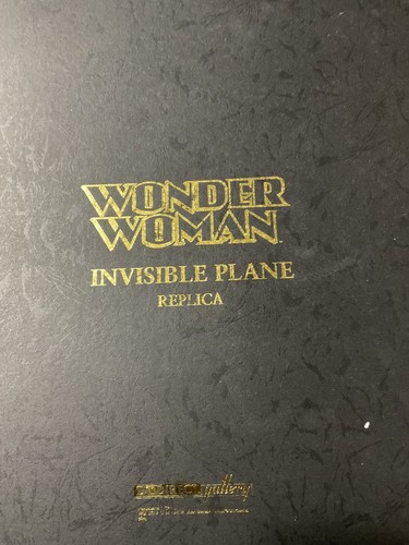 DC Direct Gallery - WONDER WOMAN Invisible Jet Collectable Display Model - Picture 9 of 11