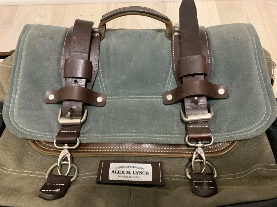 Pasta de lona Alex M. Lynch  - Imagem 2 de 4