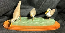 Vintage Carved Art Sculpture Wood Carving Shorebird Statue 3 Spotted Sandpipers