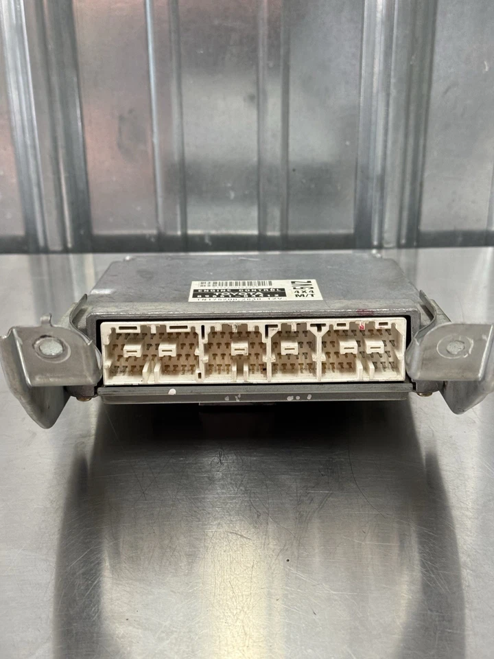 1998 Toyota Tacoma 4WD M/T 4X4 OEM ECU ECM PCM 5VZ Engine Computer 89661-04412 - Image 3 of 4