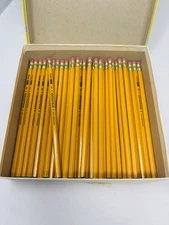 Box Of 34 Stratford #650 No. 2 Yellow Indexed Lead Pencils USA 1960s Vintage