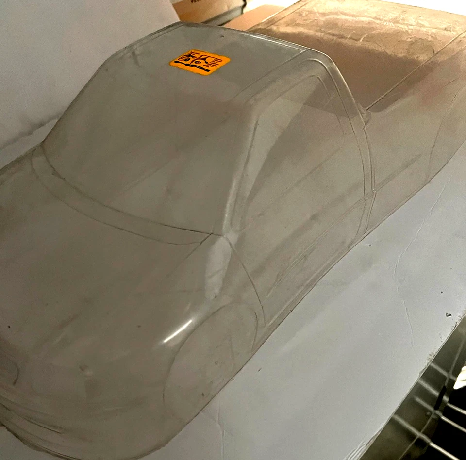 1/10 rc truck body shell clear - Image 2 of 2