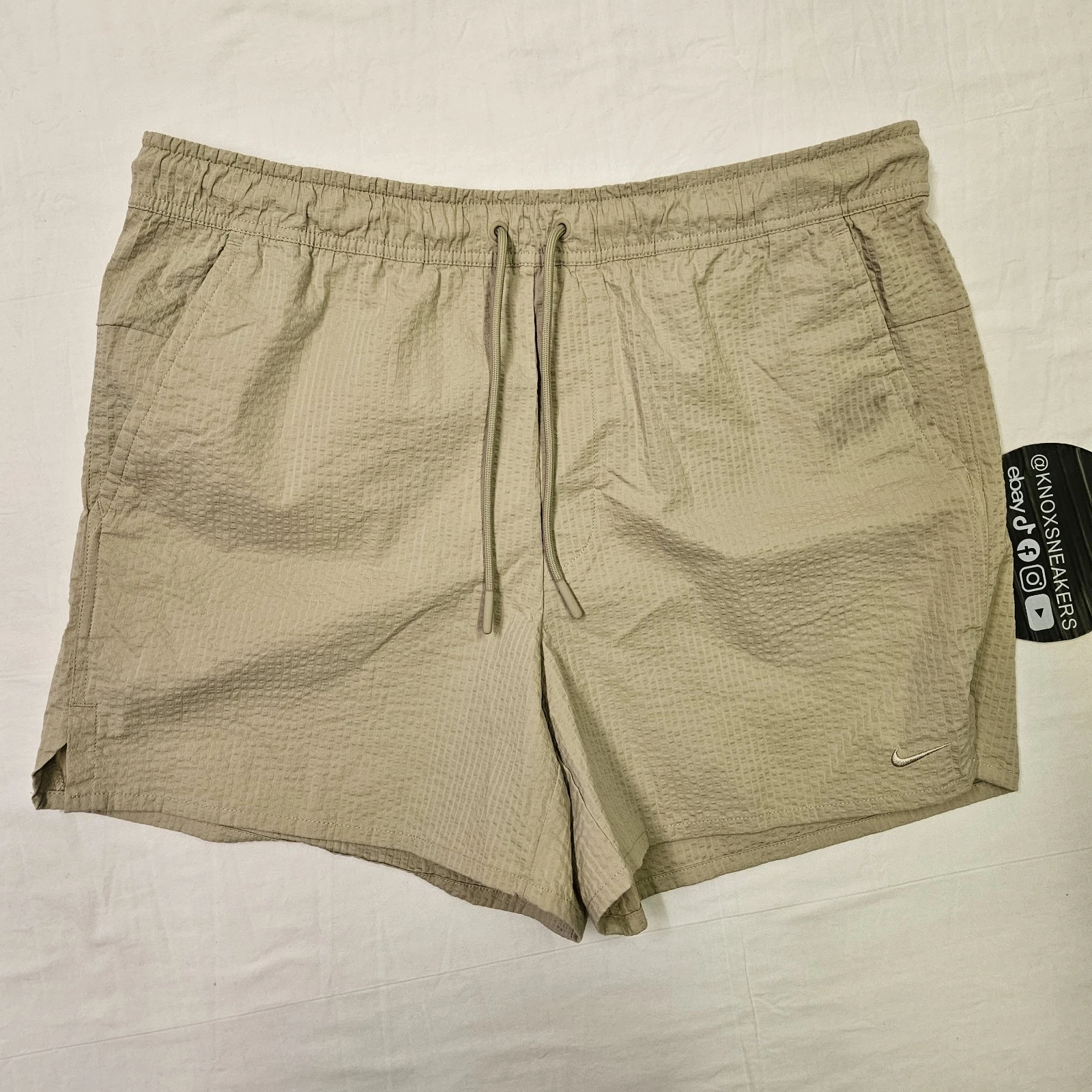 Nike Unlimited 5” Shorts Unlined Seersucker Beige HJ4091-253 Men's Size XLarge