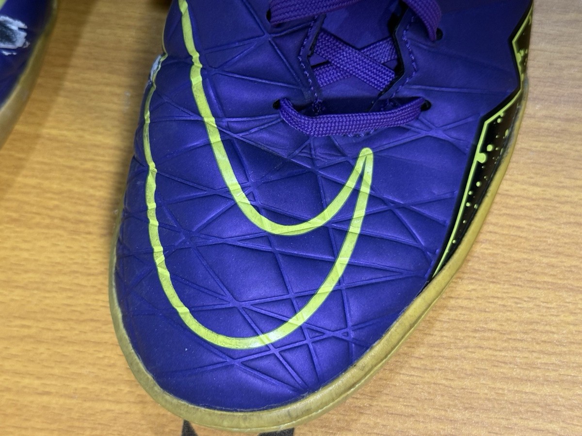 Nike Hypervenom Phelon II IC TF Astro Turf Mens Size 7.5 Purple
