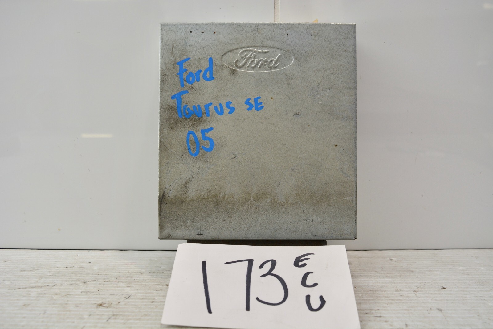 05 06 Ford Taurus  #173 Engine Computer ECM ECU 5F1Z-12A650-GE