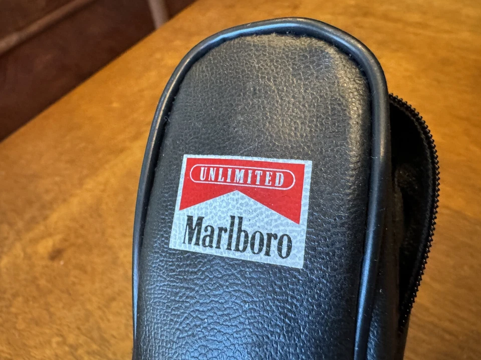 Marlboro Unlimited Vivitar 8 x 21 Hawkeye Monocular Scope w/ Logo Case   - Image 2 of 4