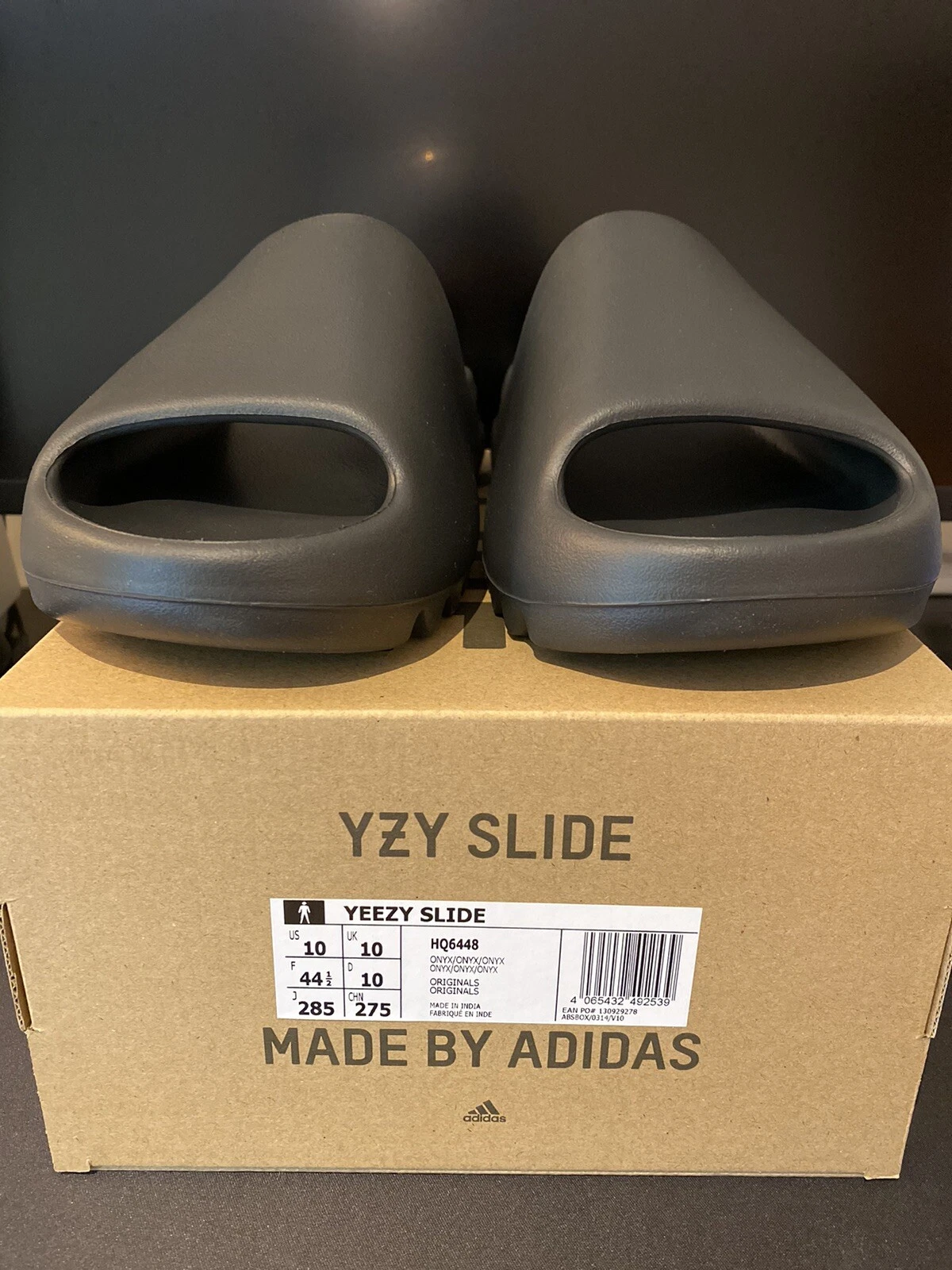 Yeezy Slide Onyx UK 10 US 10 EU 44 5