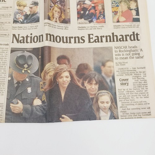 Dale Earnhardt - Nation Mourns 23 de febrero de 2001 periódico USA TODAY