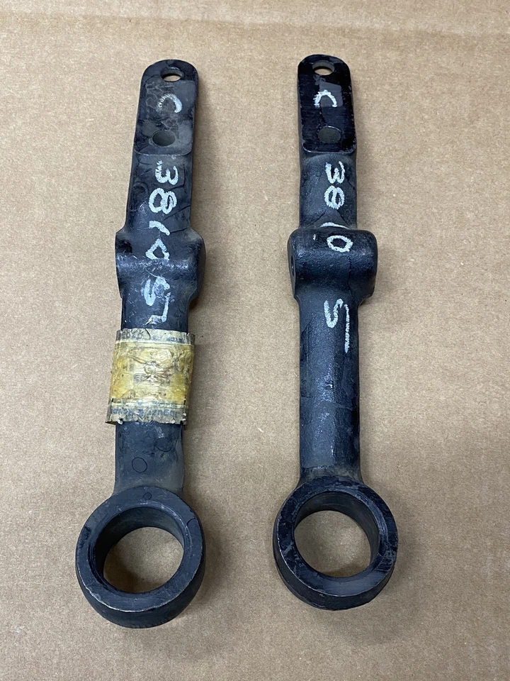 Juego brazo horquilla superior Jaguar XJ6 XJ12 C38104 C38105 Foto 3 de 4