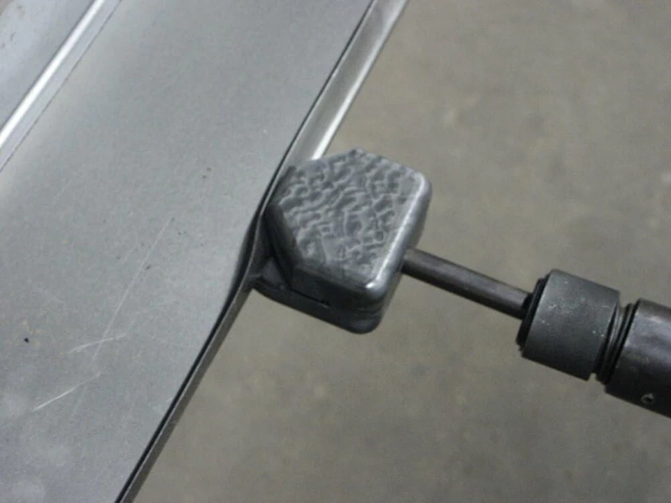 Herramienta de borde desollador de puerta de martillo de aire de cuerpo automático Foto 3 de 3