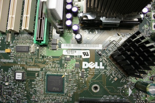 DELL MX 06F067 SOCKET 423 MOTHERBOARD WITH MEMORY/CPU - Picture 2 of 3