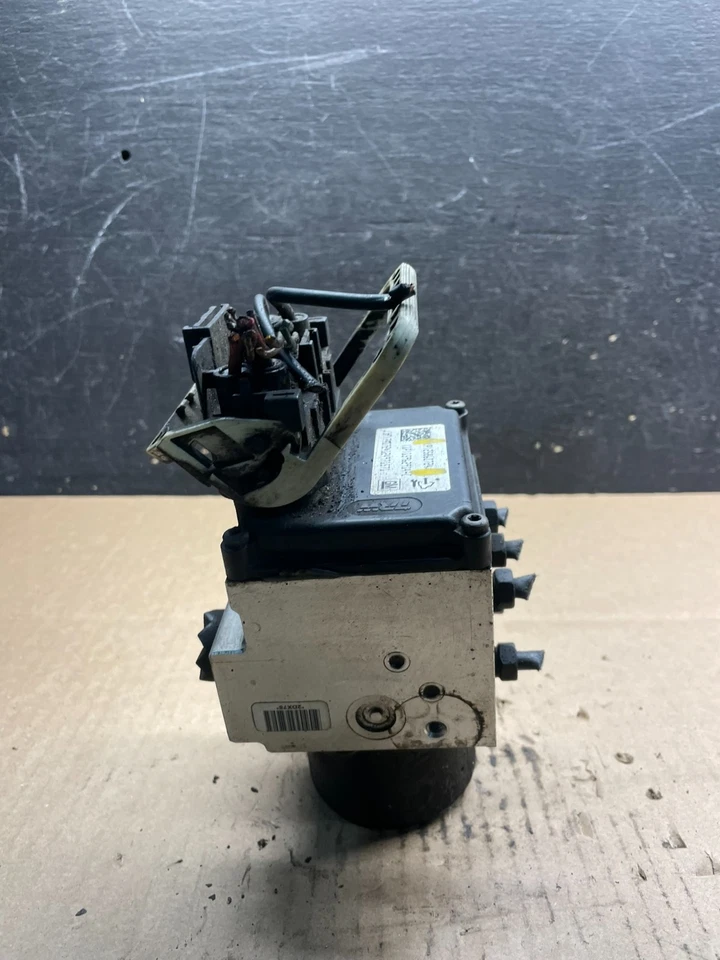 Bomba de freno antibloqueo ABS Chevy Express GMC Savana 1500 2500 2008-2010 u9193 DG Foto 4 de 4