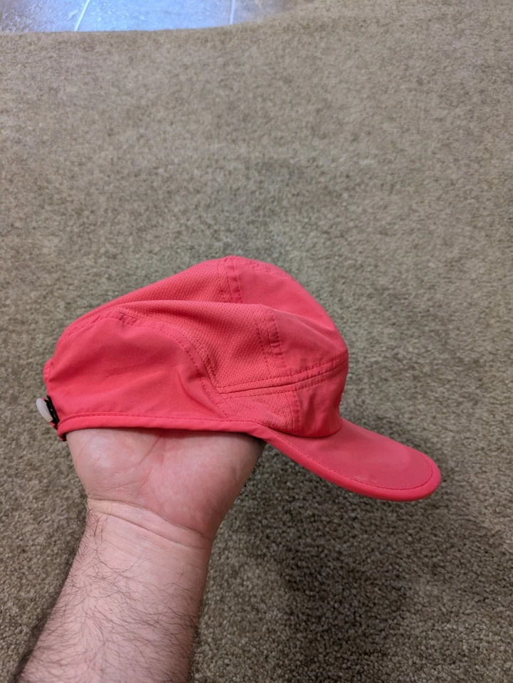 Gorra Nike Featherlight Panel Rosa Dri Fit Mujer Malla Top Foto 2 de 4