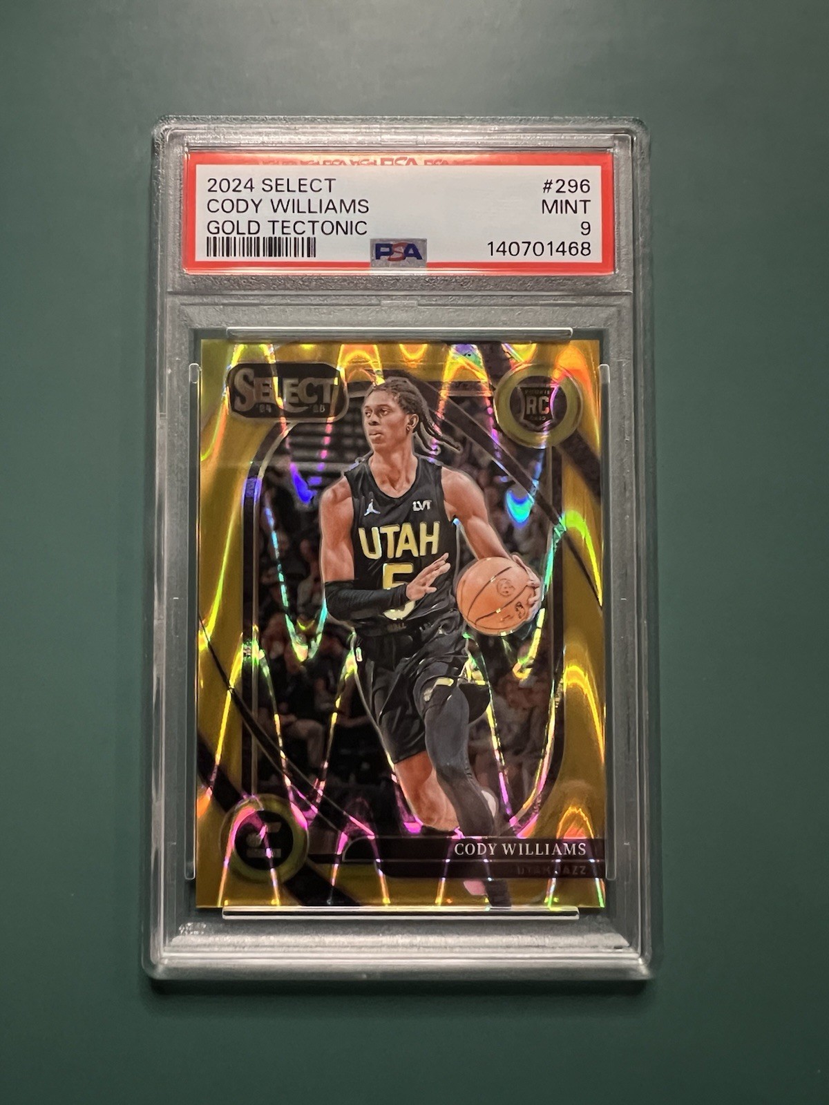 2024-25 Select Cody Williams Courtside Gold Tectonic Prizm RC SSP /10 PSA 9