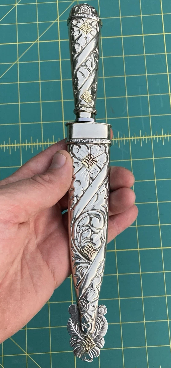Gaucho Knife In Collectible Vintage Custom & Handmade Fixed Blade