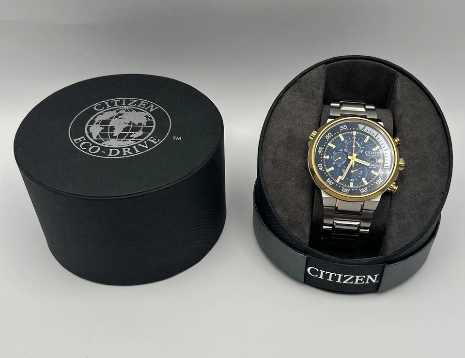 Citizen Eco-Drive Cronógrafo Solar Cuarzo WR200 Azul/Dorado Caja y Papeles Nuevo de Lote Antiguo Foto 3 de 4